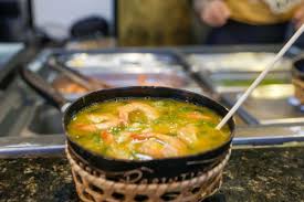 Cuias do tacacá: descubra a origem e a tradição amazônica